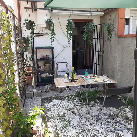 Rainbow House With Garden ヴィアレッジョ
